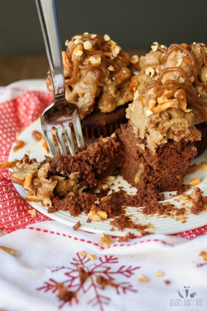 Dark chocolate cupcakes with salted caramel pretzel frosting