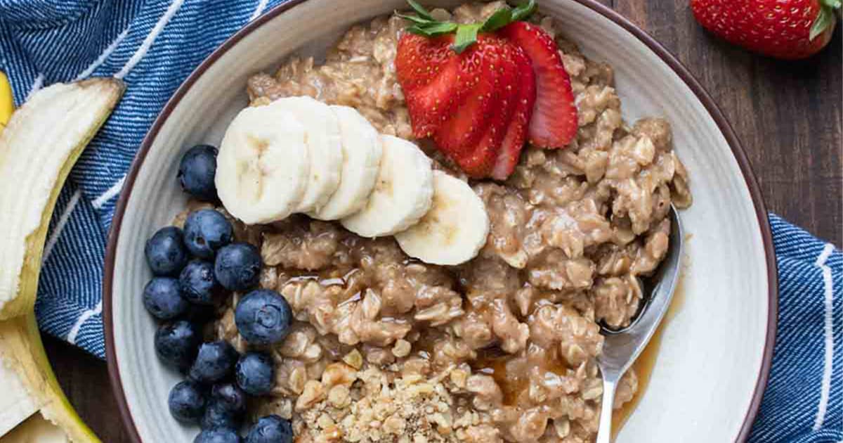 The Best Creamy Vegan Oatmeal Recipe - Veggies Don’t Bite