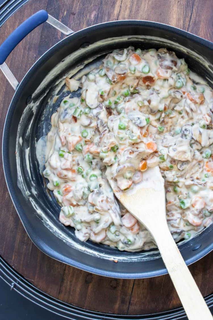 Easy Gluten Free Vegan Pot Pie Recipe - Veggies Don't Bite